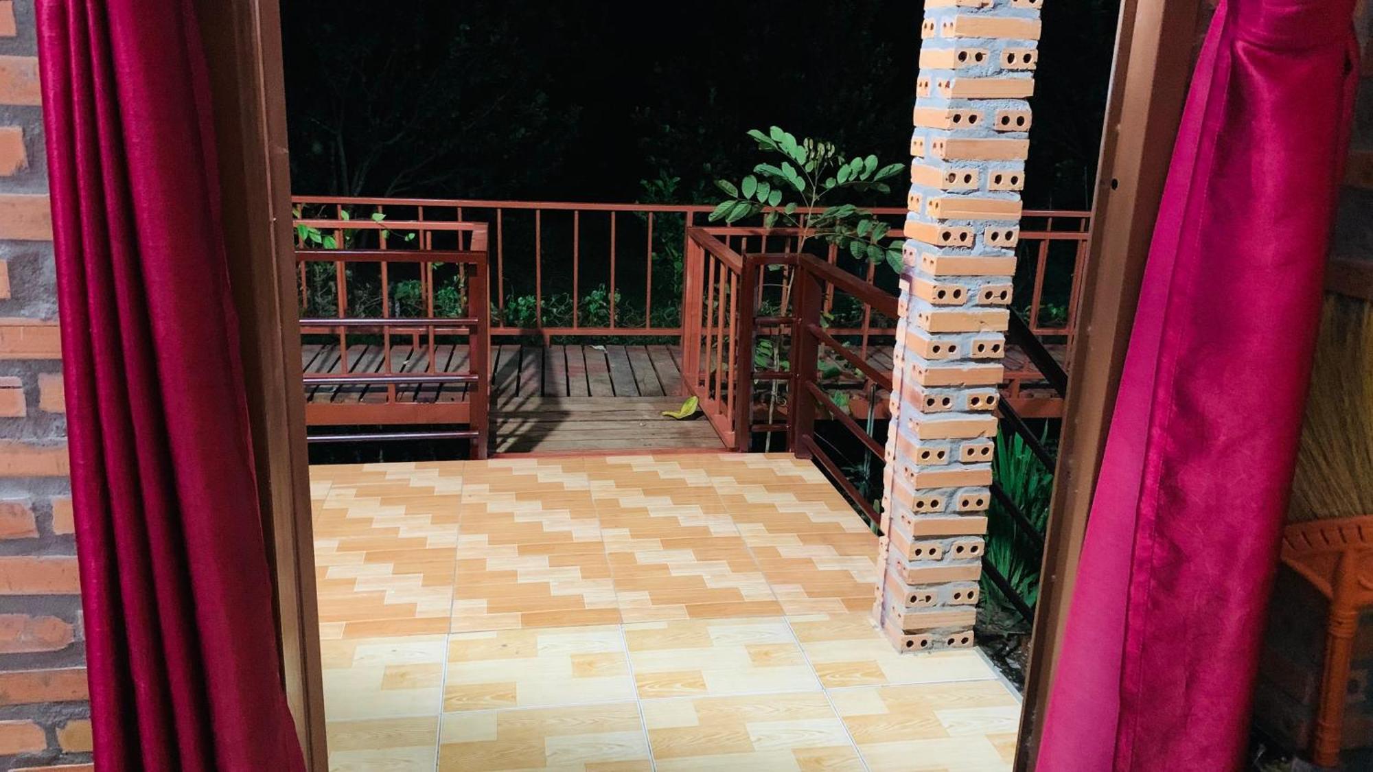 Gibbon Singing Home Stay Quan Tom Экстерьер фото